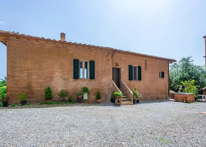Porta Romana Elegant Apartments With Private Parking!