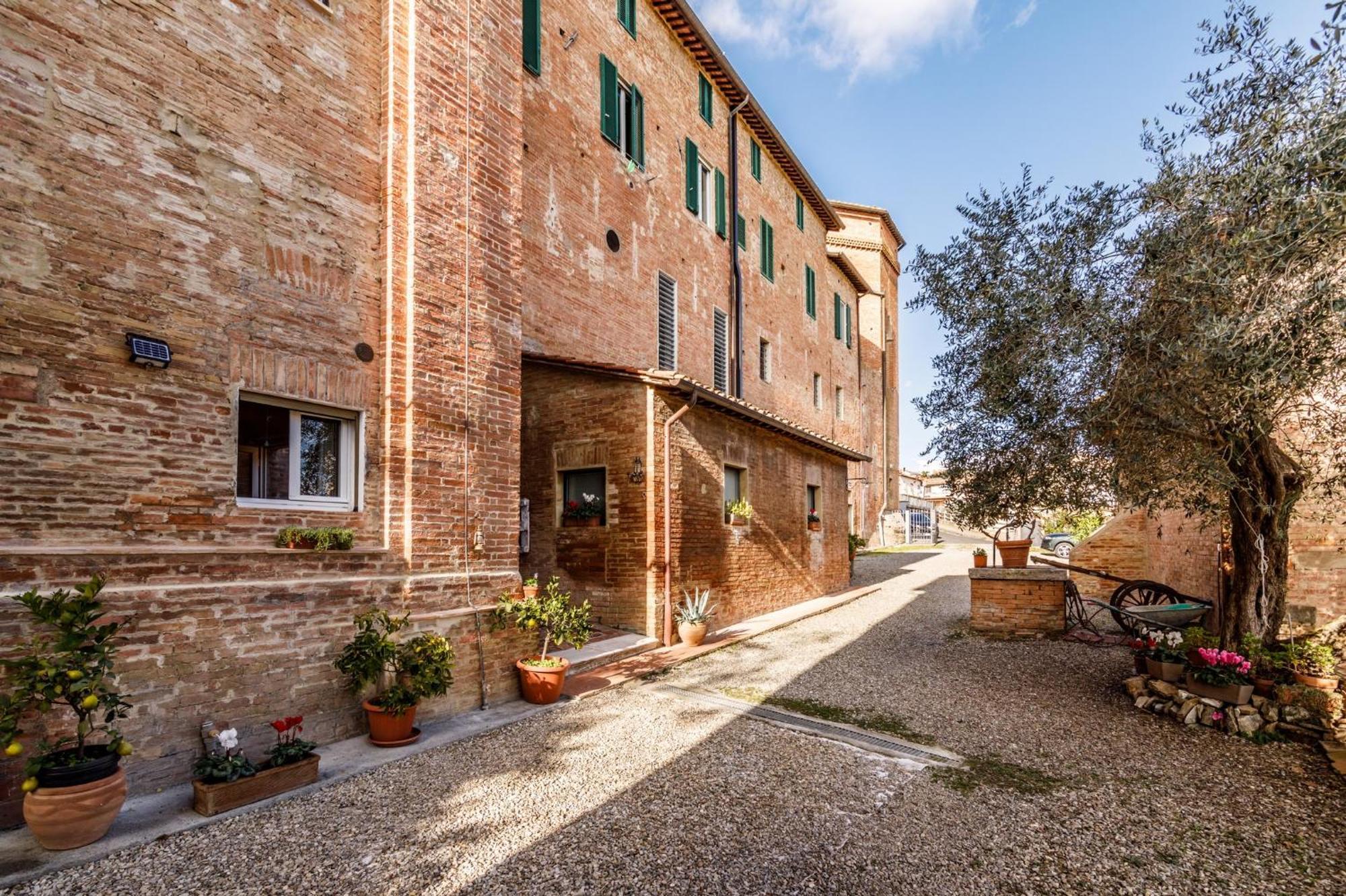 Porta Romana Elegant With Private Parking! Apartamento